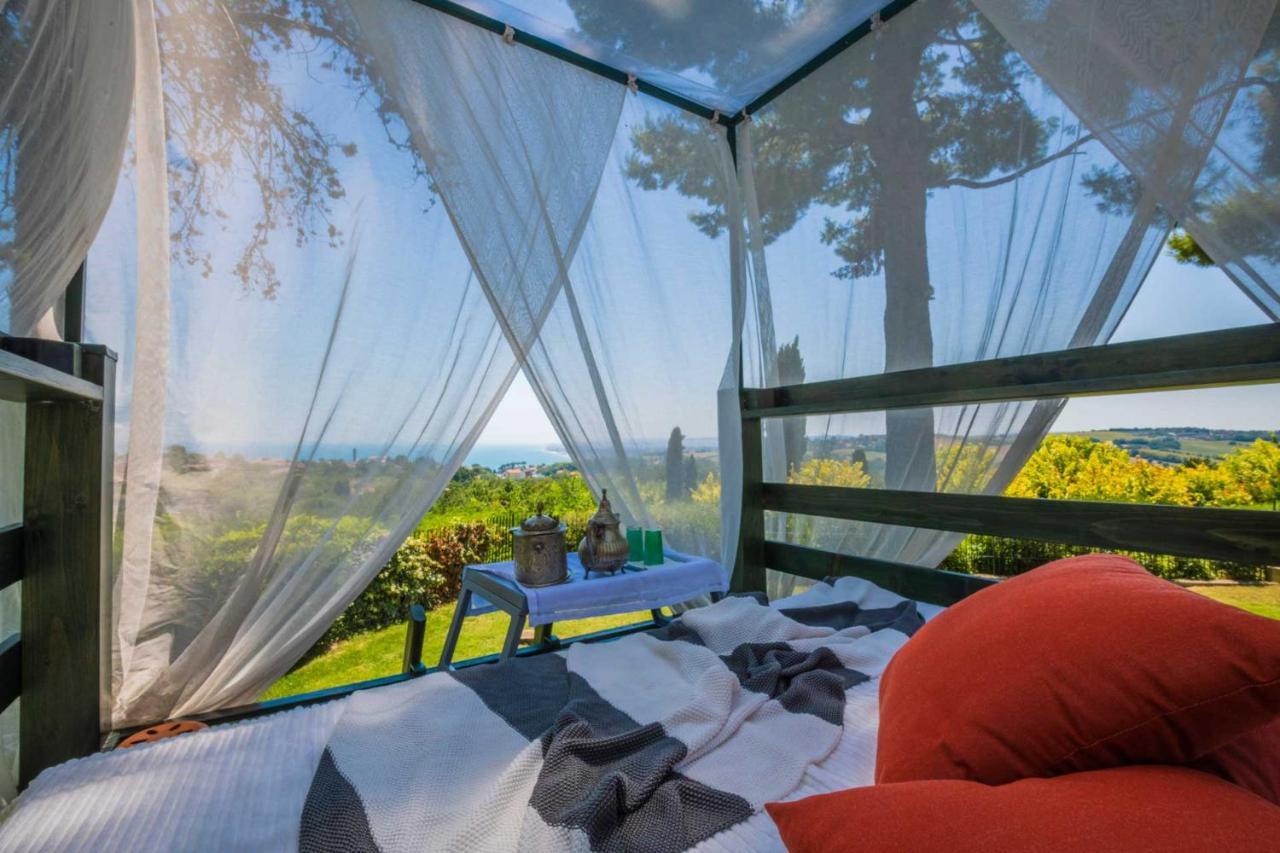 Bed and Breakfast Tra Gli Alberi E Il Mare Сіроло Екстер'єр фото