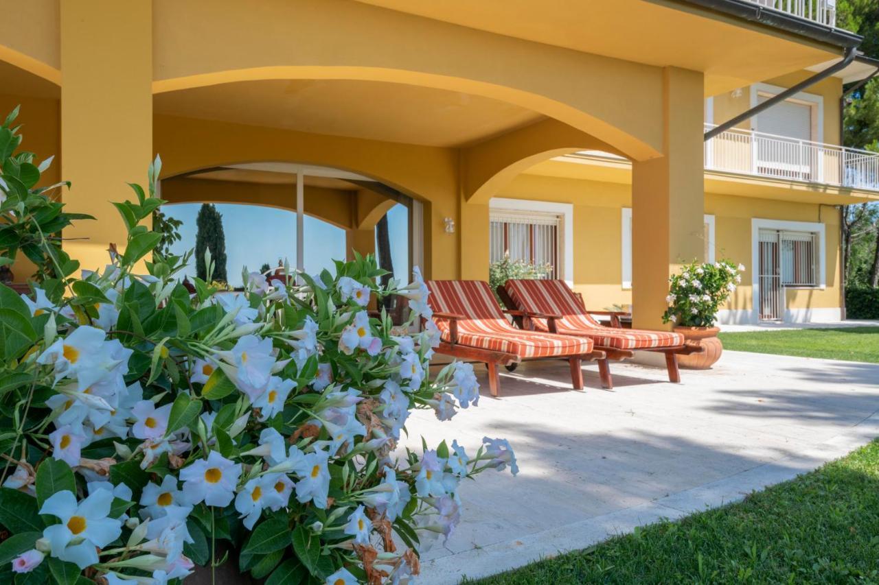 Bed and Breakfast Tra Gli Alberi E Il Mare Сіроло Екстер'єр фото